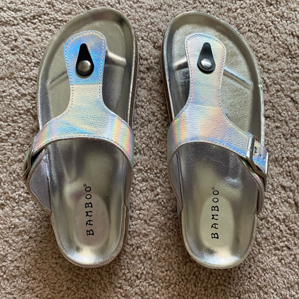 IRIDESCENT HOLOGRAPHIC SANDALS size 8 W